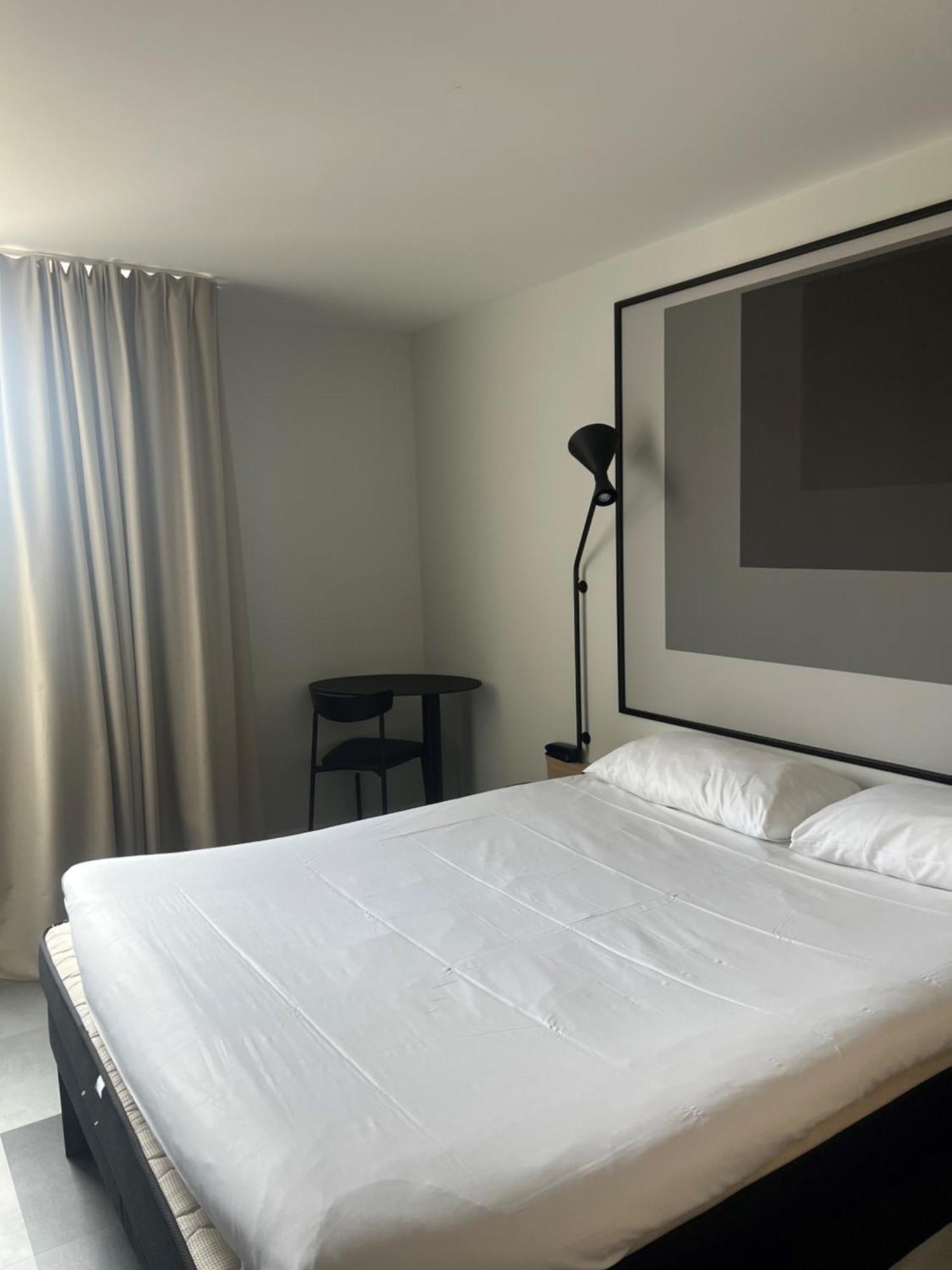 Ibis Laon Hotel Exterior foto